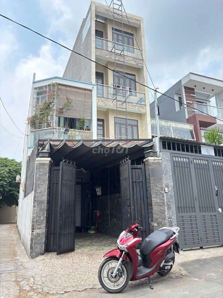 LINH XUÂN - CĂN GÓC 2MT HẺM XE HƠI - 70M2 4PN OTO ĐẬU TRONG SÂN