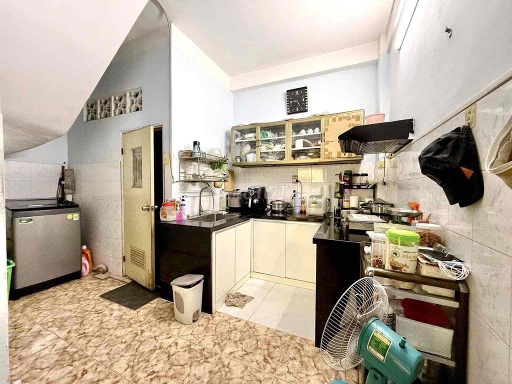 BÁN NHÀ HẺM XE HƠI CÁCH MẠNG THÁNG 8, TÂN BÌNH 45M² 3 TẦNG CHỈ 8T75 - Ảnh 3