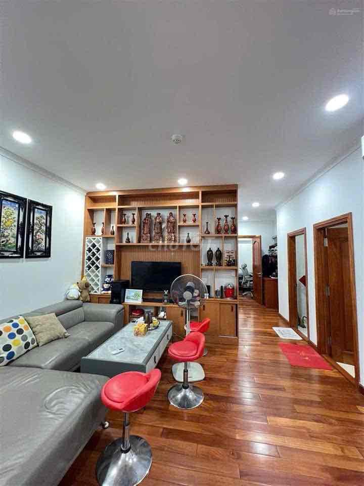bán căn hộ cc căn góc 82 m2 -SHR giá nhỉnh 4 tỷ- hỗ trợ vay