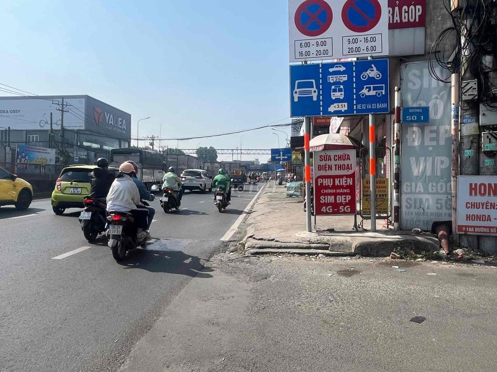 Nhà sổ chung mini gần cầu vượt Linh Xuân Thủ Đức