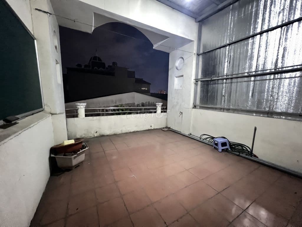 Bán nhà 3 tầng hẻm xe hơi Quốc lộ 13, TP. HCM, Gần CV Tầm Vu - Ảnh 3