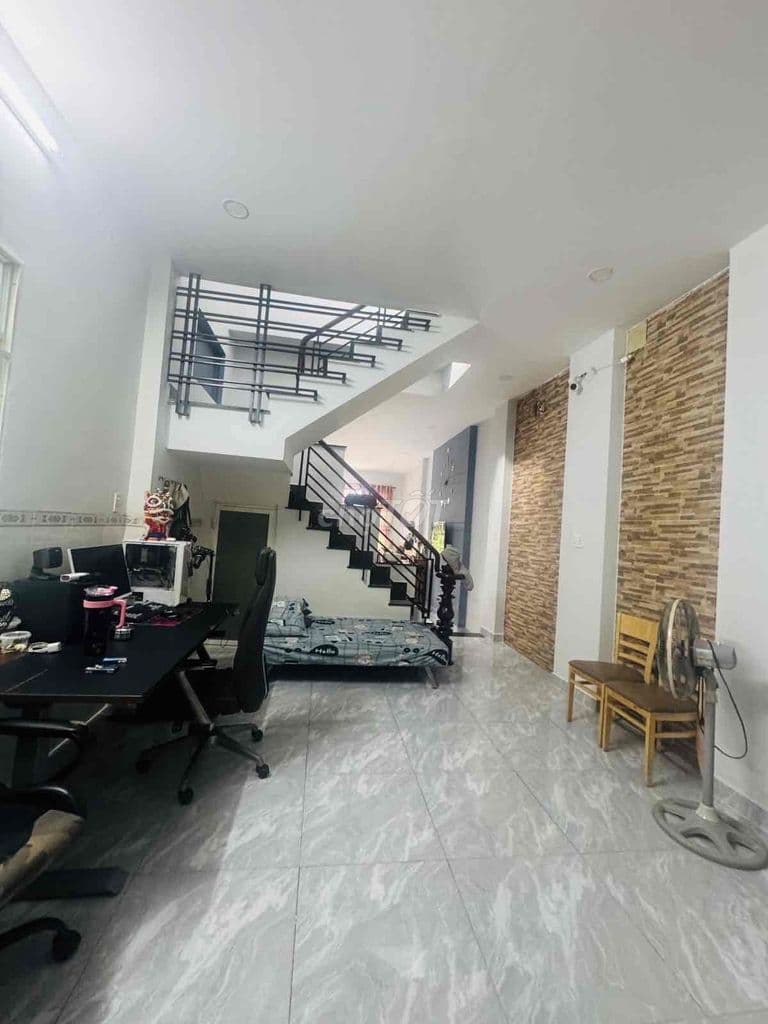 Lê Văn Việt 316m2 Full Thổ Hẻm Xe Hơi Chỉ 16.5 Tỷ