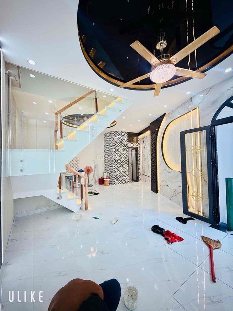bán nhà 2 tầng 35m2, đường Tân Hưng Q.7, giá 3 tỷ nhĩnh