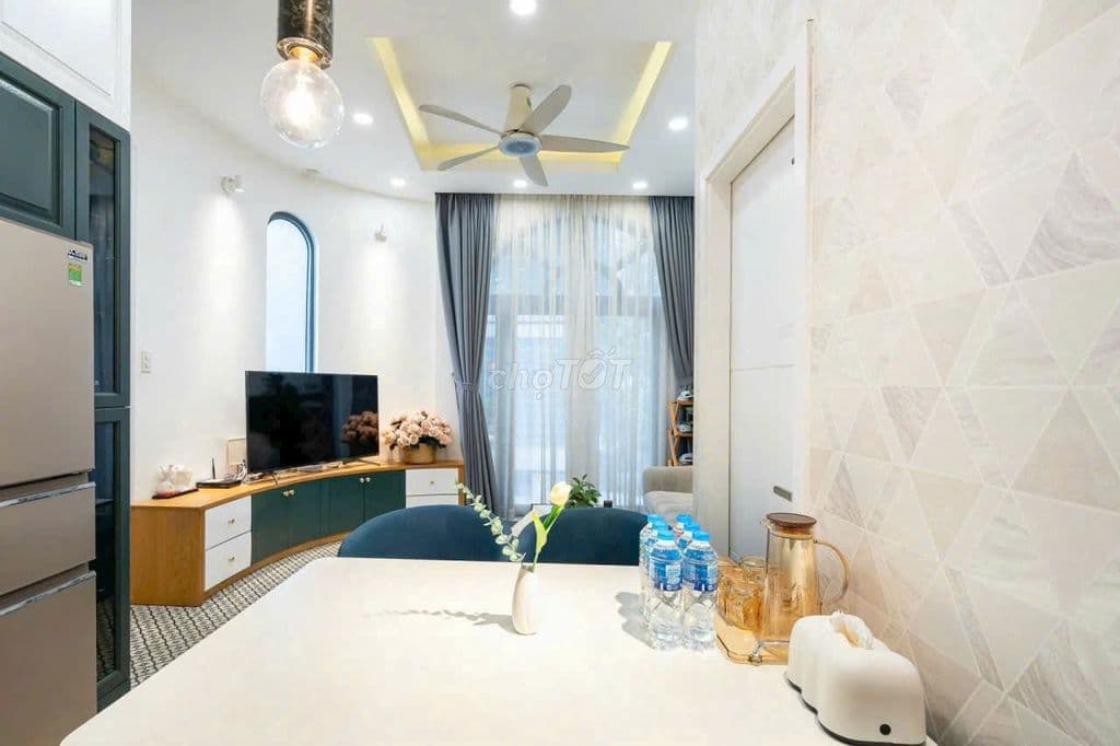 Bán nhanh CHCC Park Legend Hoàng Văn Thụ, P2,Tân Bình,75m2,2PN, 7.1 tỷ