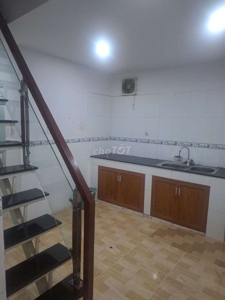 SỔ HỒNG RIÊNG NHÀ 4×13 CẤP4 CÓ LỬNG - Ảnh 3