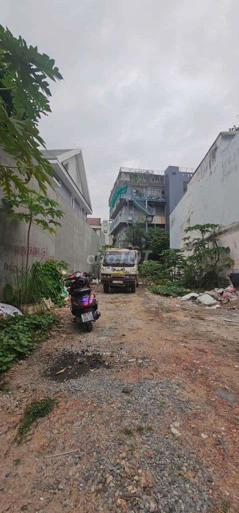 4,35TỶ - ĐẤT NGAY HOÀNG DIỆU 2 - LINH TRUNG