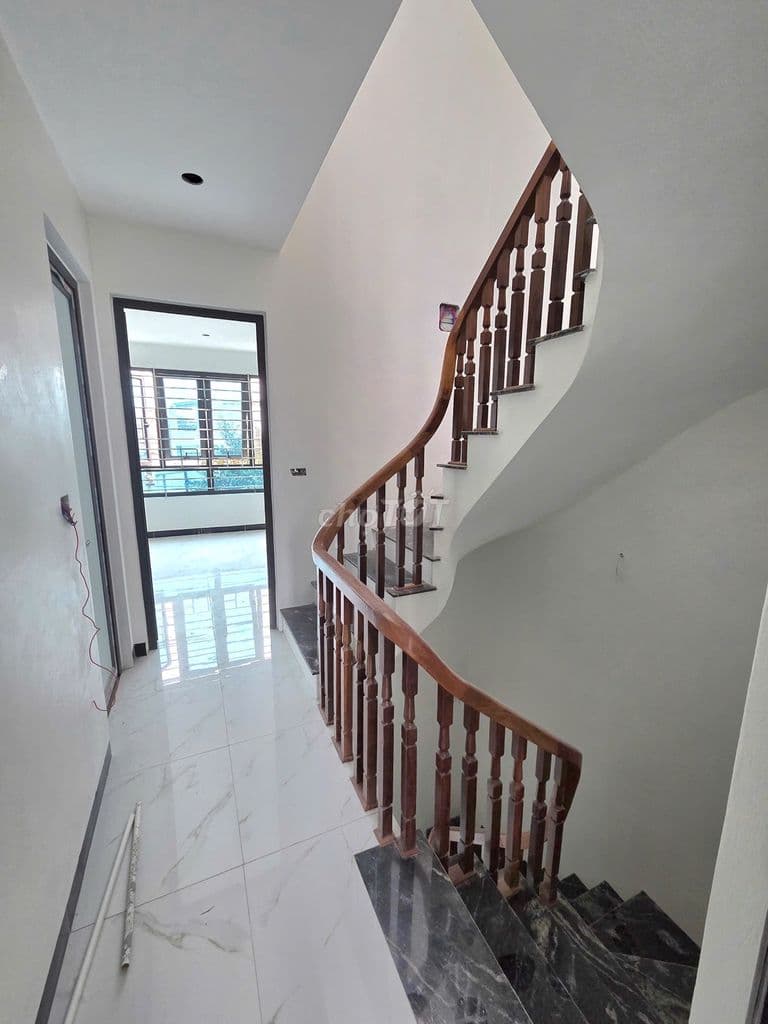 Nhà 3 tầng 56m2 gần Đhoc thể thao-Cho thuê tốt-Giá chỉ 3,7x tỷ-Quá rẻ - Ảnh 3