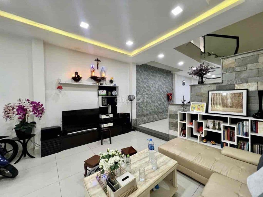 5.6 X 12M - GẦN GIÁO XỨ TÂN VIỆT TRƯỜNG CHINH - HXH 5M - 4 TẦNG BTCT