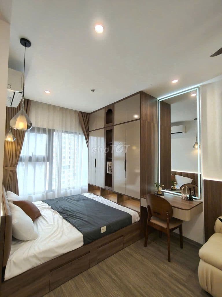 Studio diện tích 32m² - tòa S301 - Tầng trung, ban công Đông Nam mát