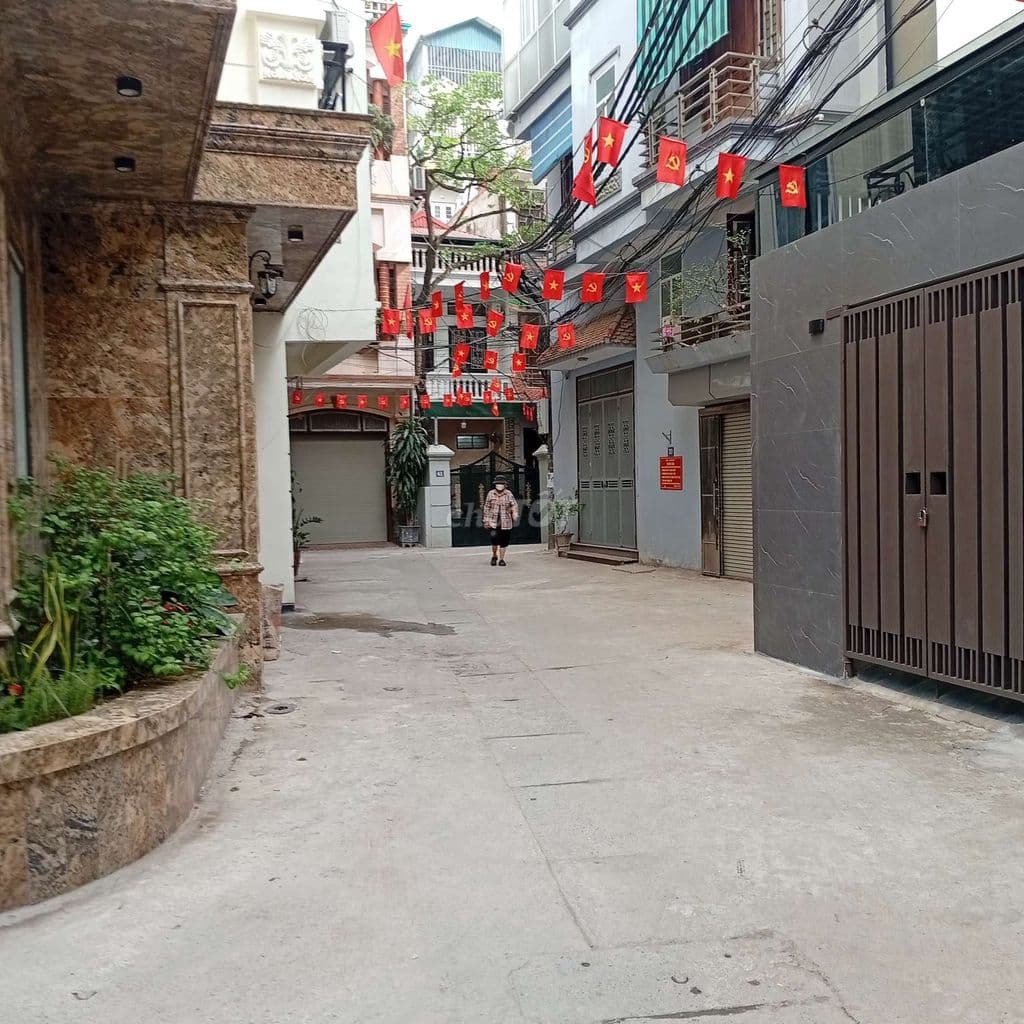 Bán gấp mảnh đất 50m2 ô tô tránh phố Lê Văn Hiến, Bắc Từ Liêm