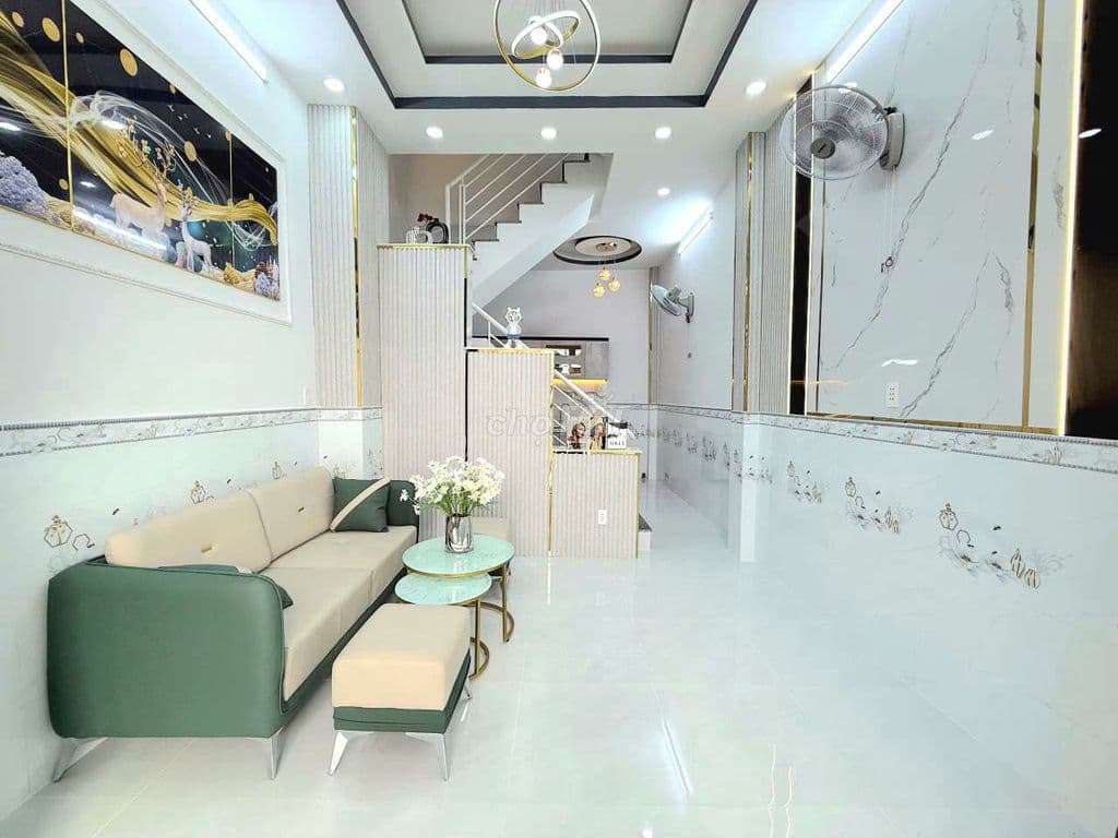 nhà hẻm xe hơi 3,6x10m 2 lầu 4pn gần Phú Mỹ Hưng quận 7 2.39 tỷ