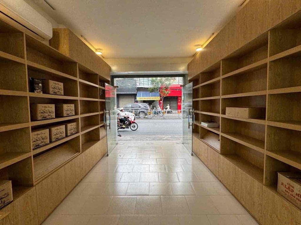 bán nhà mặt tiền đường Nguyễn Tất Thành f13 Q4 tpHCM - Ảnh 3