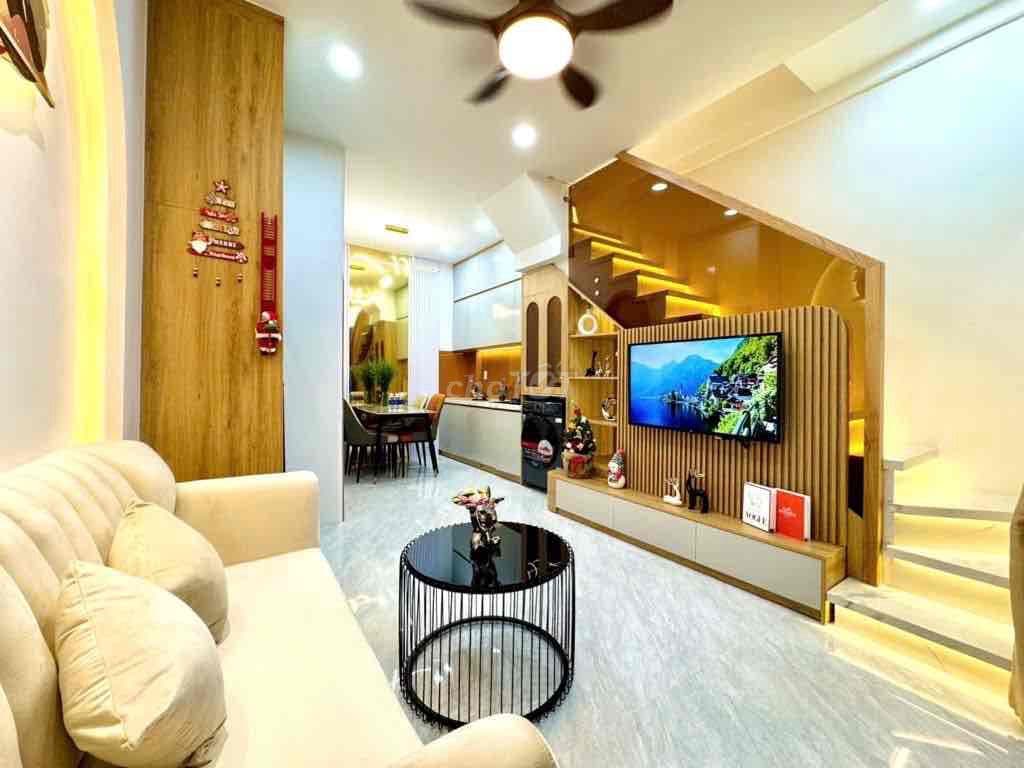 Nhỉnh 3 Tỷ HXH ngay Bình Thạnh gần Chợ Bà Chiểu full nội thất - Ảnh 3