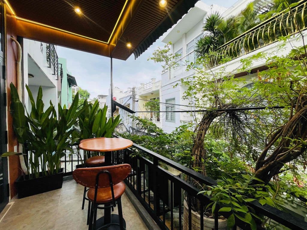 5.X TỶ - HẺM THÔNG - GẦN CÔNG VIÊN LÀNG HOA - TIỆN ÍCH XUNG QUANH