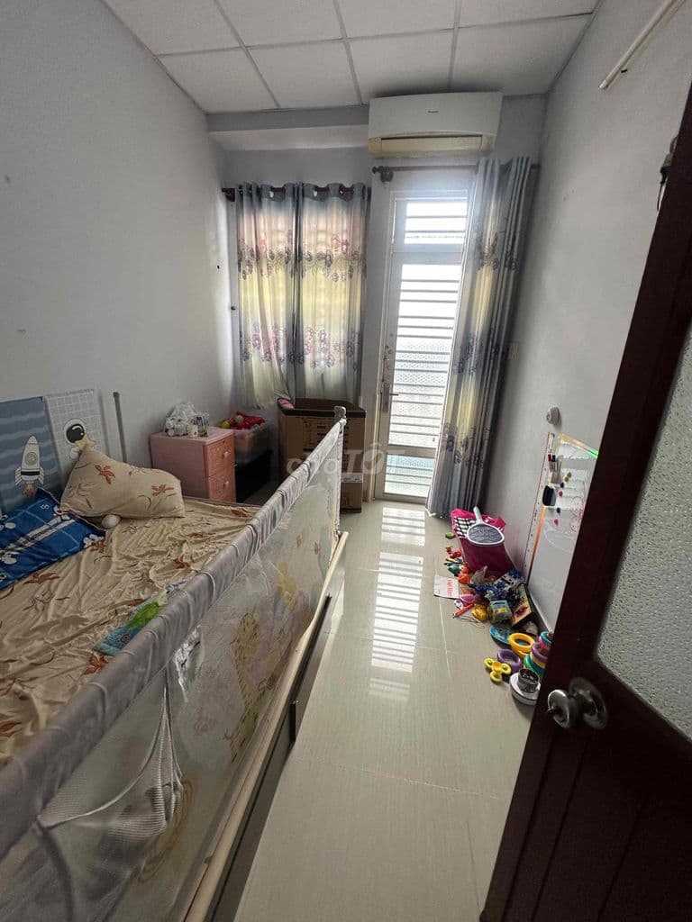 Nhà 2 tầng Phạm Văn Chí Q6 cho thuê 10 tr ngang 5.1m chỉ 4.5 tỷ - Ảnh 2