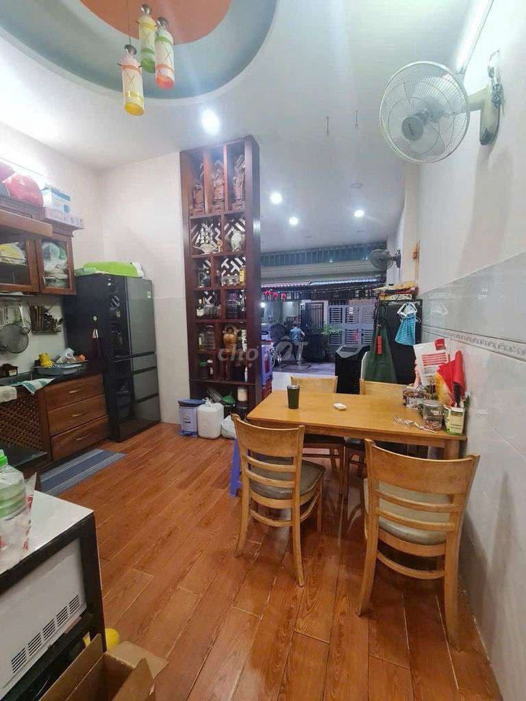 NHÀ ĐẸP HẺM XE HƠI 4 X 18 ĐÚC 2 TẦNG NGAY CHỢ BÌNH THÀNH -LIÊN KHU 4-5 - Ảnh 2