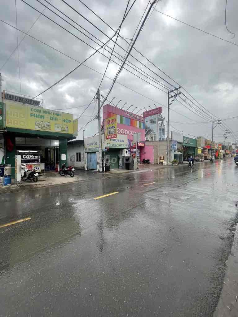 Diện tích khủng-Ngay khu sầm uất nhất Phan Văn Hớn-khu phát triển - Ảnh 3