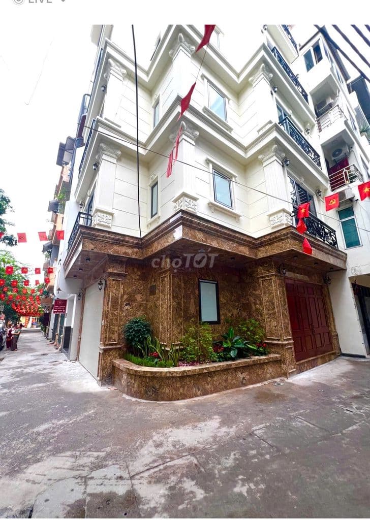 NHÀ MỚI PHẠM VĂN ĐỒNG- XUÂN ĐỈNH –LÔ GÓC, 2 THOÁNG- Ô TÔ VÀO NHÀ