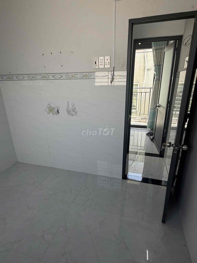 NHÀ BÁN 2 PN HẼM 710 HTP Q7 TPHCM - Ảnh 3