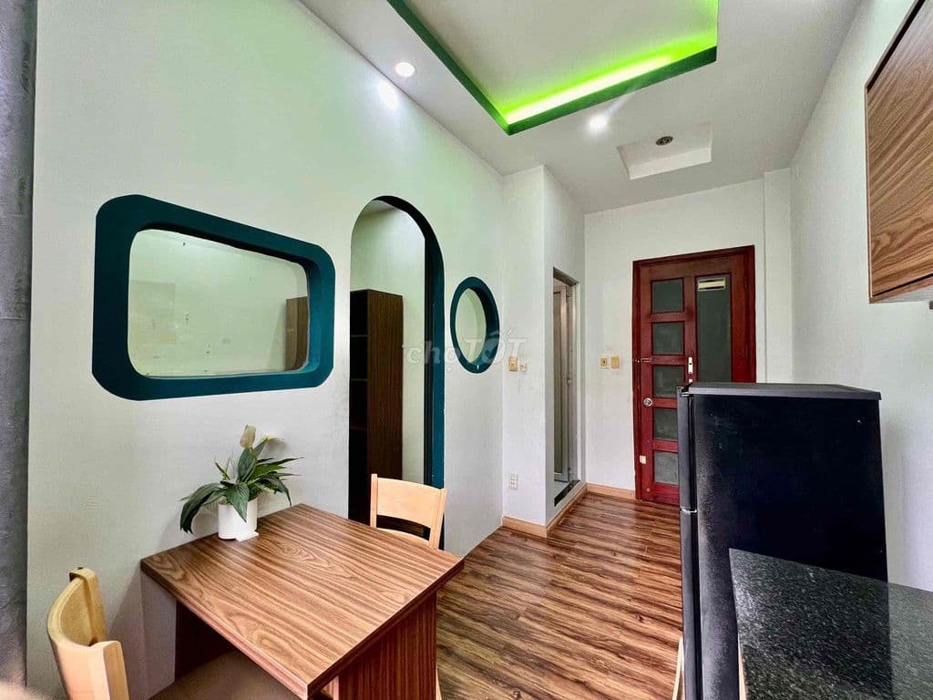 TRỐNG SẴN 1PN BAN CÔNG FULL NỘI THẤT GIÁP Q10, GẦN ĐẠI HỌC BÁCH KHOA - Ảnh 2