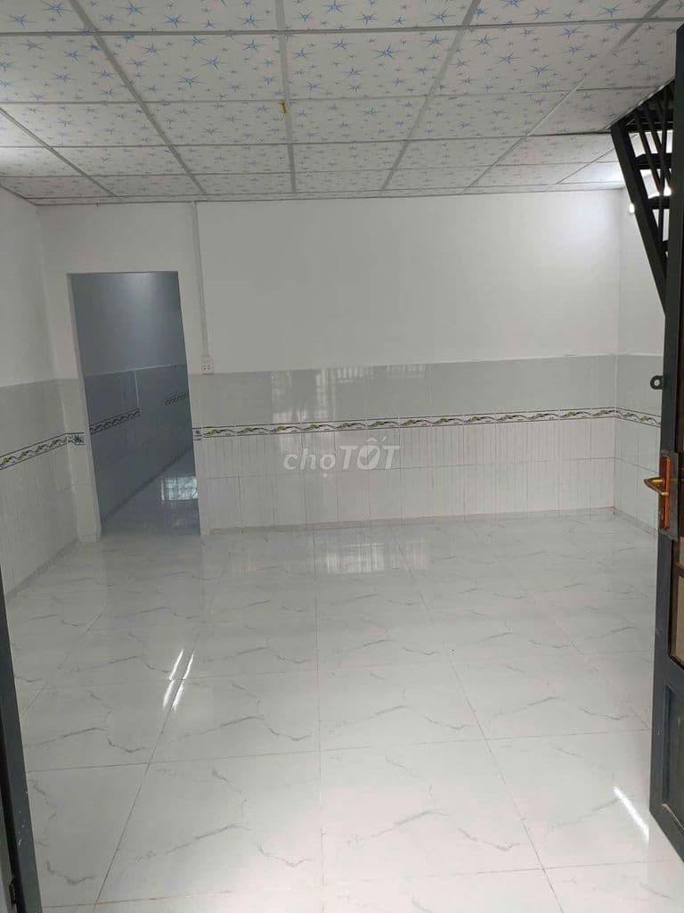 NHÀ CẤP 4 QUẬN 9 CŨ,CÓ GÁC LỬNG,3P NGỦ GIÁ 1 tỷ750tr - Ảnh 3