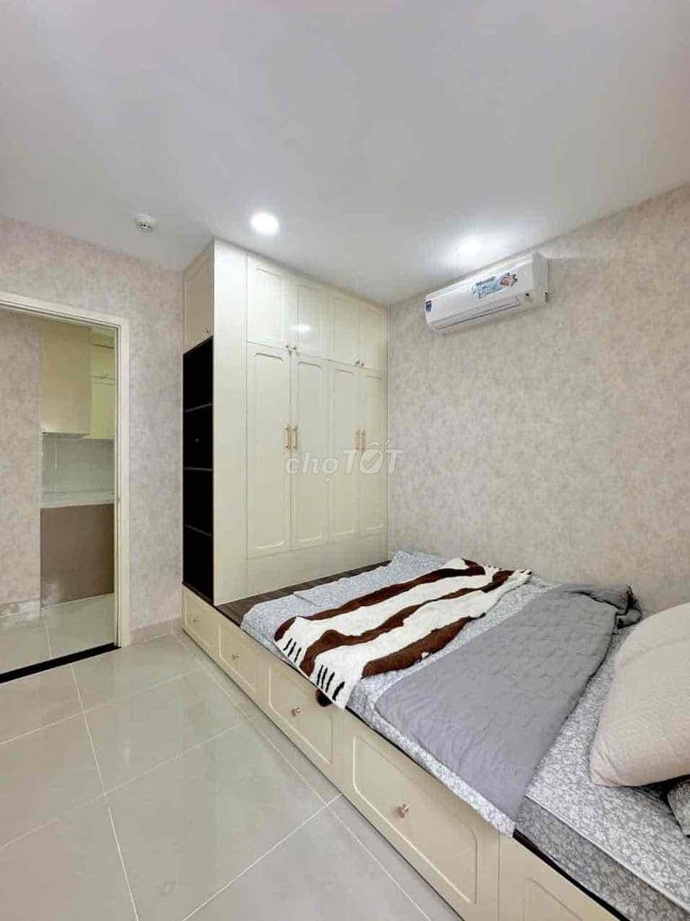 BÁN GẤP ORIENTAL PLAZA, 78M2, 2PN, 2WC, giá 4 TỶ. ALO EM *** - Ảnh 2