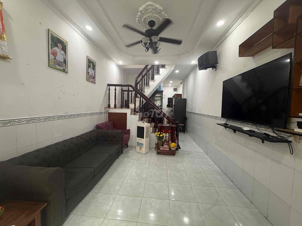 Chính Chủ Bán Nhà Hẻm Xe Hơi 7 Chổ Đậu Cửa 41m2 1 Lầu Đúc 2PN