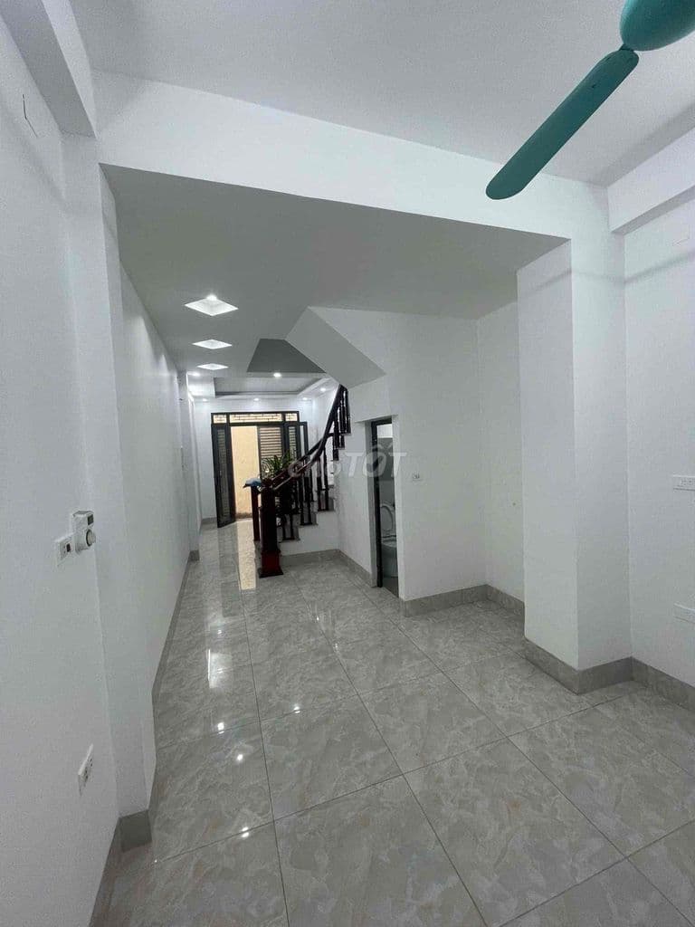 Chính chủ cho thuê nguyên căn, nhà 5 tầng phố Ngọc Trì. - Ảnh 2