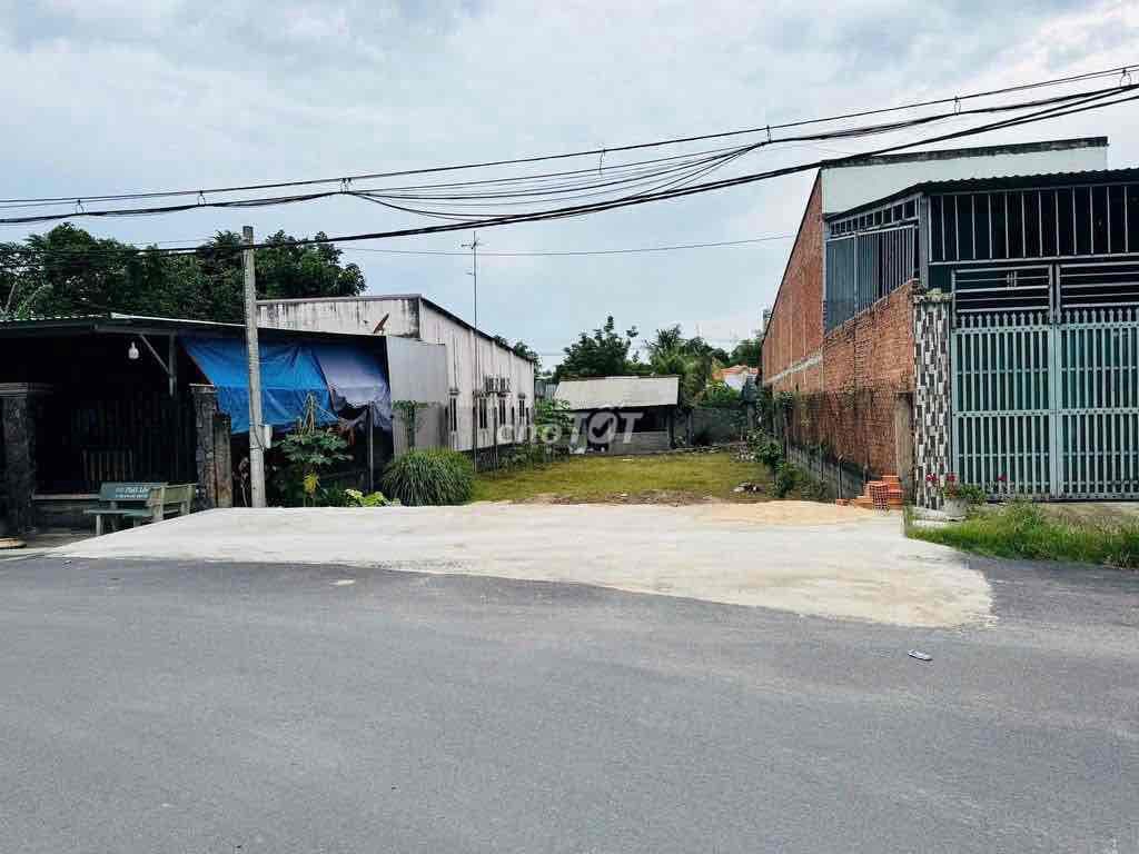 Lô đất đẹp nở hậu ngay mặt tiền đường trung tâm Tân Phú Trung - Ảnh 2