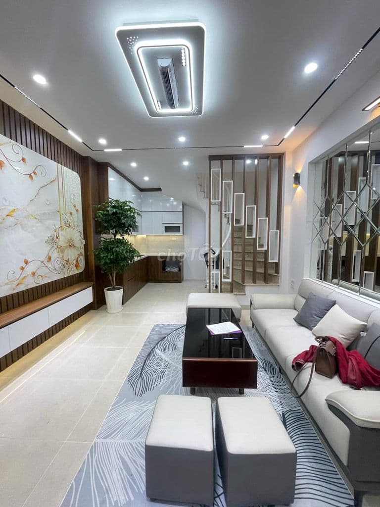 Giá sốc! Nhà Chùa Bộc, gần ô tô, 3 gác đỗ cửa, 2 thoáng, ở ngay 45m2. - Ảnh 2