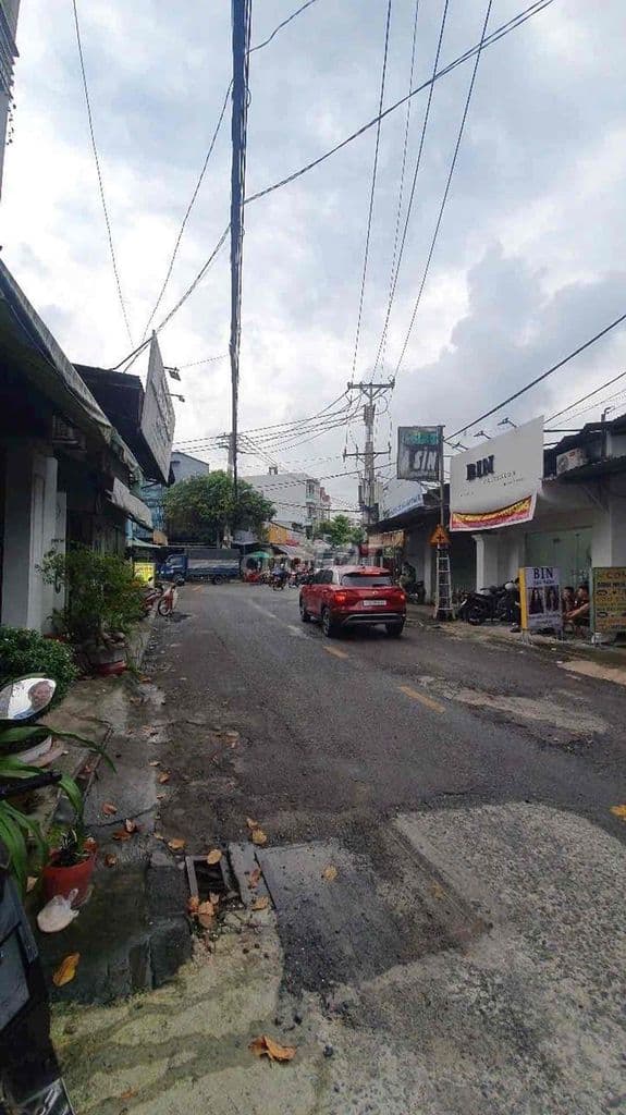 Bán nhà 2 tầng 56m2 mặt tiền Huỳnh Thị Hai