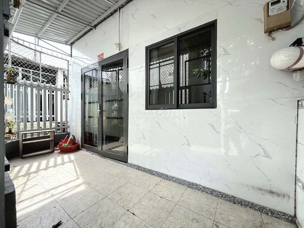 nhà sổ hồng riêng 5x10m 1 lửng 4pn Huỳnh Tấn Phát 1 tỷ 620