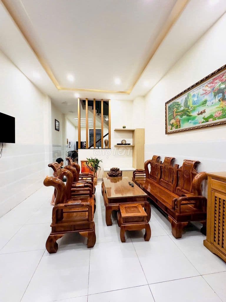 Giảm sâu gần 200tr. Căn 50.4m Bùi Đình Túy xây 1 trệt 3 lầu. Hẻm oto - Ảnh 2