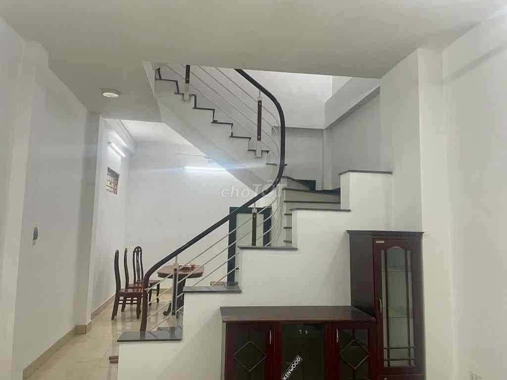 NHÀ Ô CÁCH, DÂN XÂY GẦN Ô TÔ DT RỘNG GIÁ TỐT, TIỆN ÍCH Ở SƯỚNG