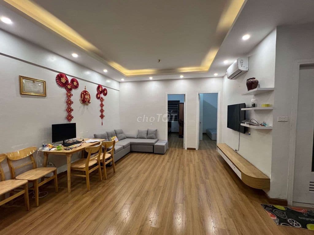 4 tỷ căn 2pn 2vs 70m2 chung cư hà đông kđt xa la full nt đẹp