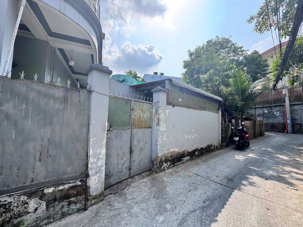 Bán nhà Đặng Văn Bi - gần Ga Metro - 72M2 - 2Tầng -Cho Thuê 10Triệu/th