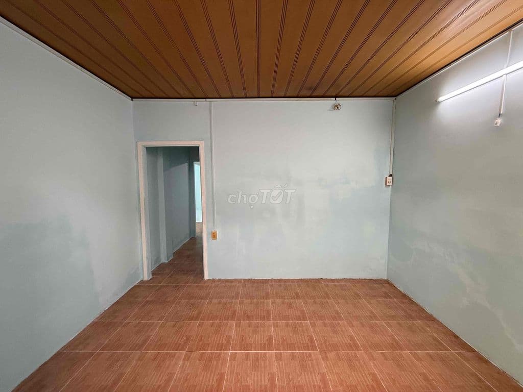 NHÀ 36.3M2 ( CẤP 4 ) NGAY CHỢ ĐÊM BÀ HOM - GIÁ : 2 TỶ 600 ( TL ) - Ảnh 2