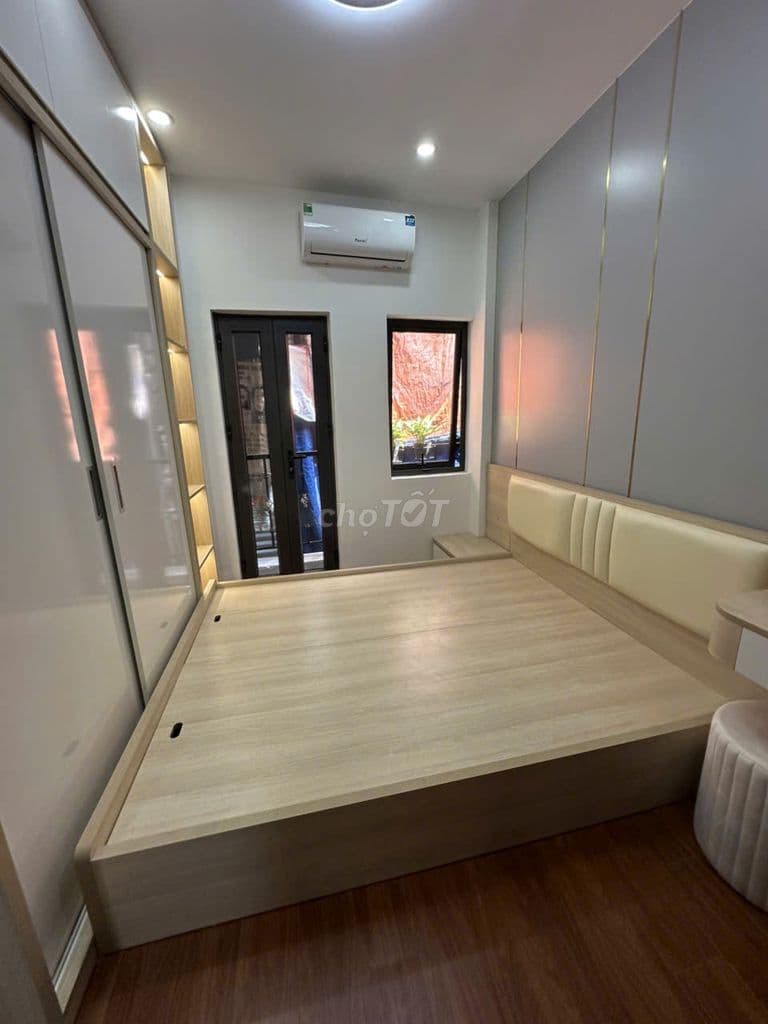 Em trai nhờ bán căn nhà phố Văn Chương - Đống Đa - 18m2 - Nhỉnh 4 tỷ - Ảnh 3