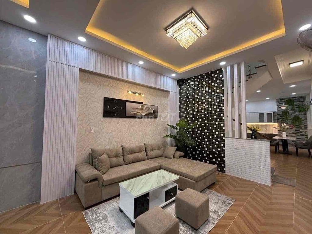 Bán nhà 3 lầu 5pn đường số 11 xã Bình hưng Quận bình chánh - Ảnh 3
