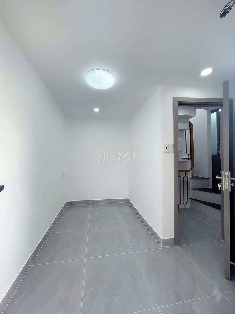 Nhà đẹp hẻm Âu Cơ - 2 Lầu - Ảnh 3