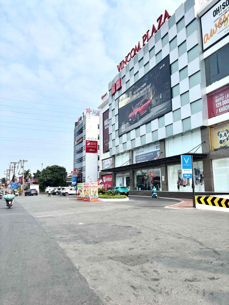 Nhà Hiệp Phú - Cạnh VimCom , Coopmart Lê Văn Việt . Phân Khúc Hiếm