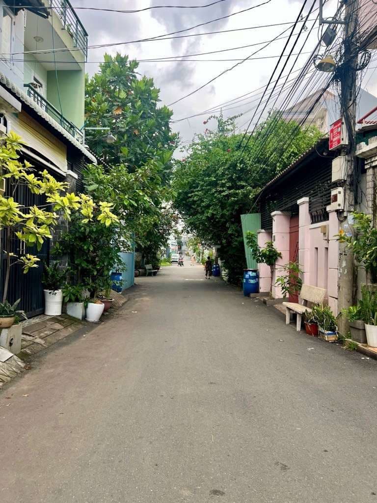Gấp Bán Nhà Phố 3T, 71m2, 4Pn, HXH, Nguyễn Duy Trinh, Long Trường. - Ảnh 3