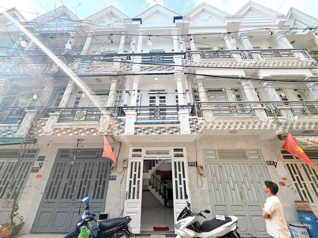 💥Nhà 4 Tầng Khu Đồng Bộ💥 Giá 2t690💰