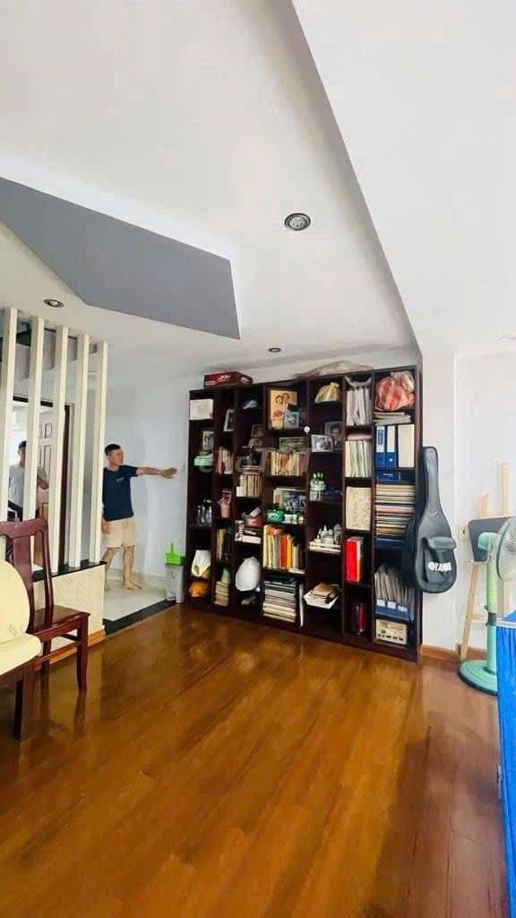 BÁN NHÀ MẶT TIỀN LÊ TRỌNG TẤN - 70M2 - 4 TẦNG - GIÁ 9,45 TỶ - Ảnh 2