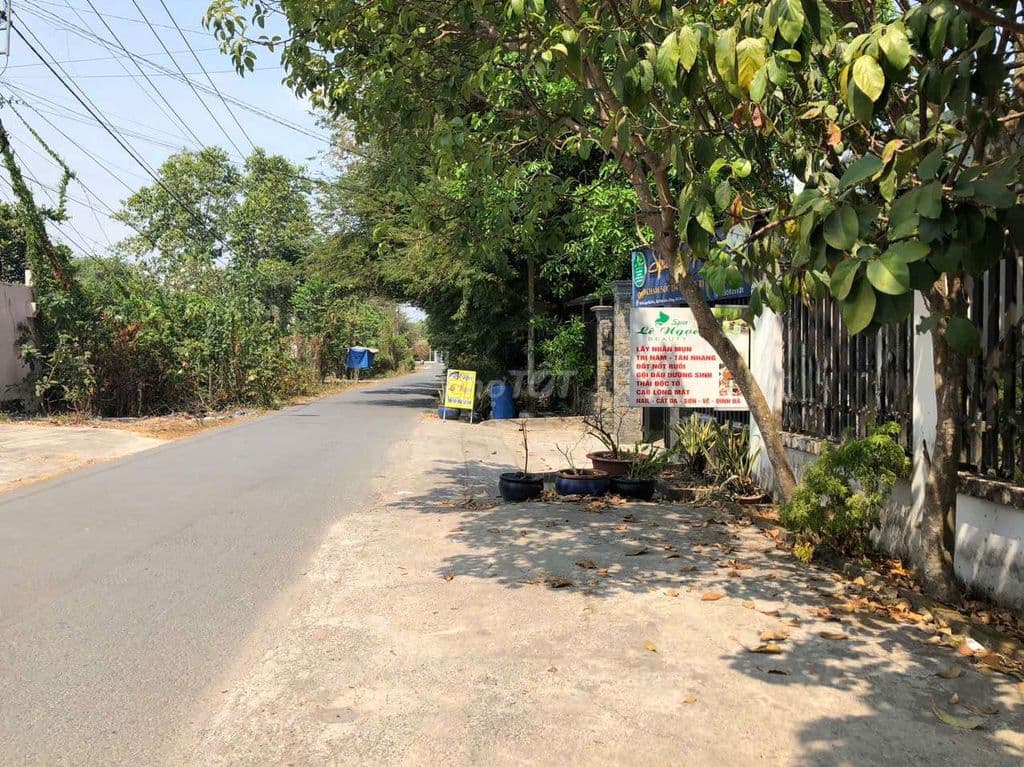 bán đất có nhà cấp 4