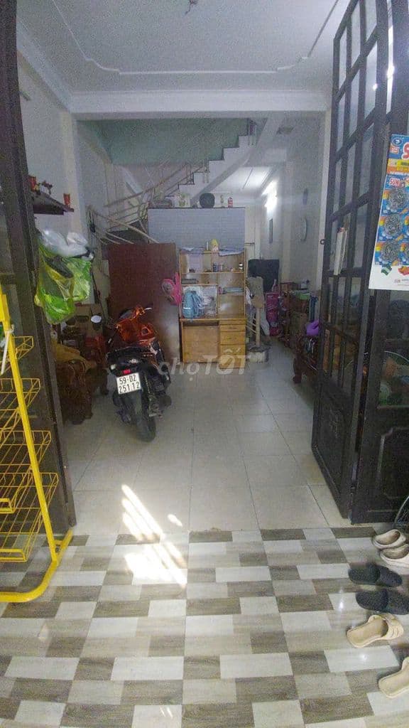 Bán Nhà 4 x 14.5m gác lửng. Gần Đại Học Công Thương.