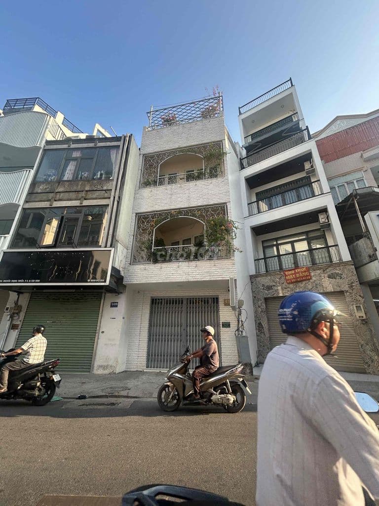 xuất cảnh bán gấp nhà Mt Lê Văn Sỹ Nguyễn Trọng Tuyển 4x11