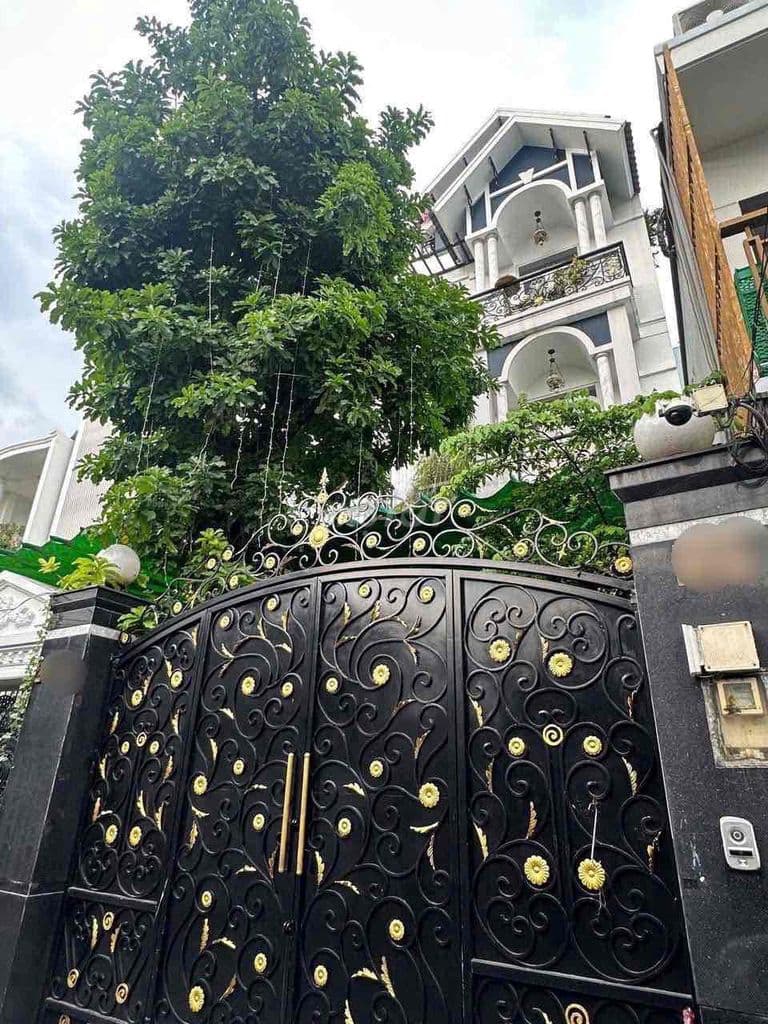 Cần bán Nhanh căn góc MTĐ Đường 47, Thảo Điền, Q2. Giá 7Tỷ790 TL nhẹ