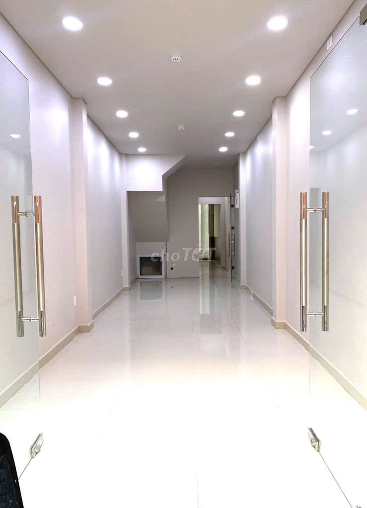 Mặt bằng trệt Quận 1 – 30m2 – riêng – 16tr – Thạch Thị Thanh - Ảnh 3