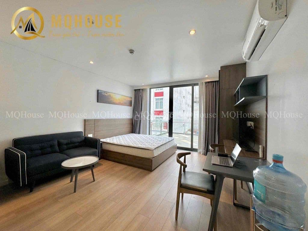 Căn hộ studio full nội thất ban công thoáng đường Lý Tự Trọng quận 1